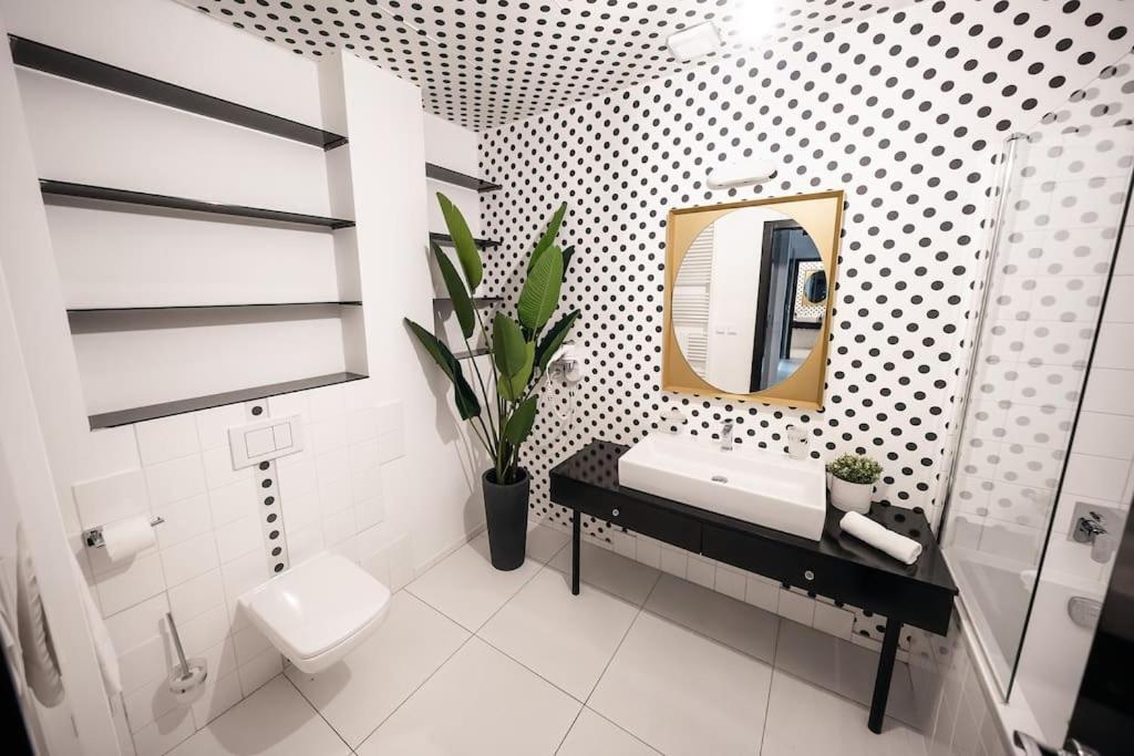 4br & 2,5bath Heritage Panorama With Terrace Appartamento Praga